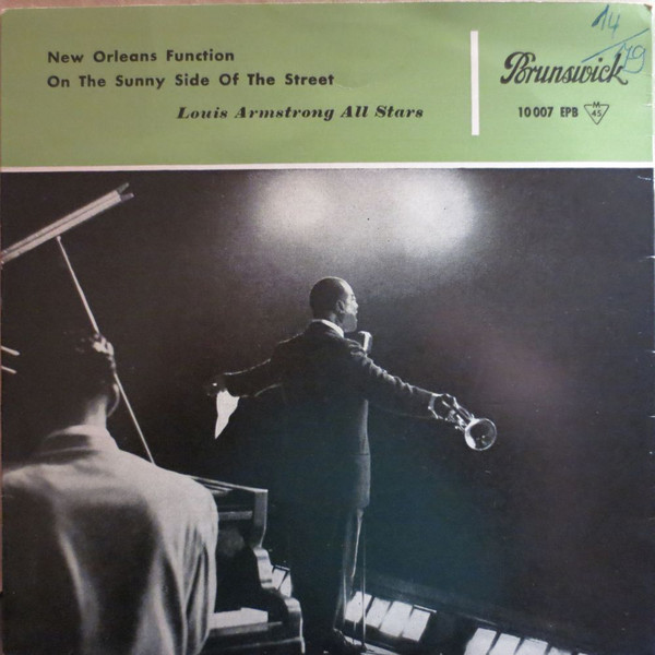 Cover Louis Armstrong All Stars* - New Orleans Function / On The Sunny Side Of The Street (7, EP) Schallplatten Ankauf