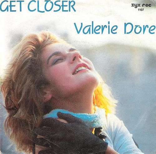 Cover Valerie Dore - Get Closer (7) Schallplatten Ankauf