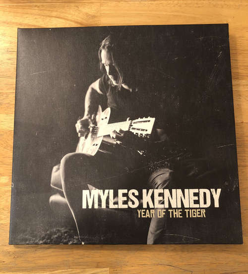 Cover Myles Kennedy - Year Of The Tiger (LP, Album, Ltd) Schallplatten Ankauf