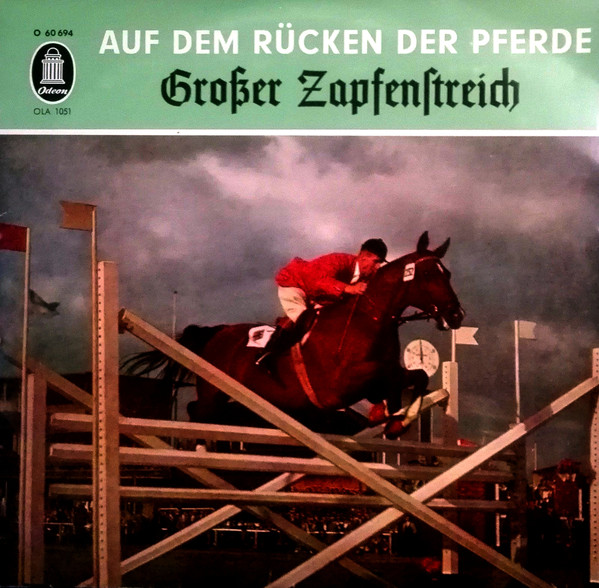 Cover Das Grosse Deutsche Blasorchester - Grosser Zapfenstreich, Auf Dem Rücken Der Pferde (10, Album) Schallplatten Ankauf