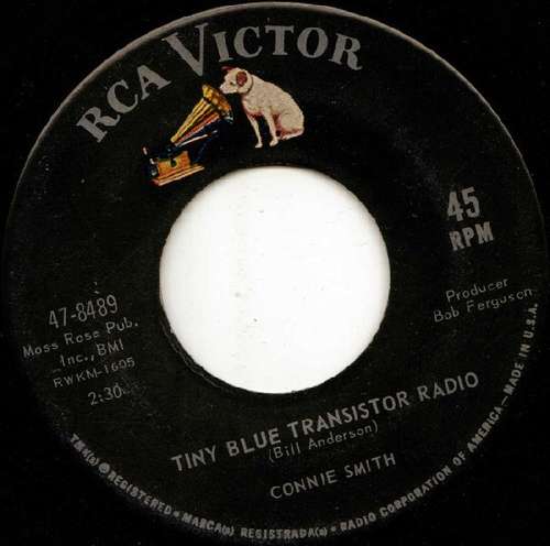 Cover Connie Smith - Tiny Blue Transistor Radio / Then And Only Then (7, Single) Schallplatten Ankauf