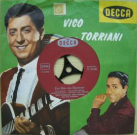 Cover Vico Torriani - Ave Maria No Morro / Das Herz Des Zigeuners (7, Single) Schallplatten Ankauf