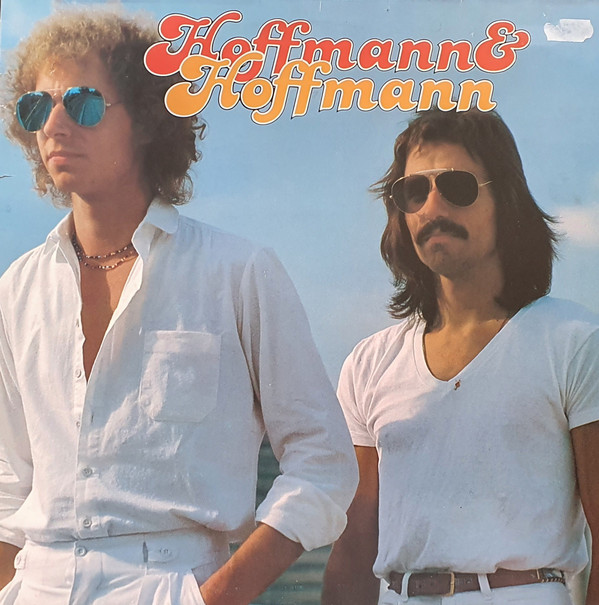 Cover Hoffmann & Hoffmann - Mit Den Füssen Im Feuer (LP, Comp) Schallplatten Ankauf