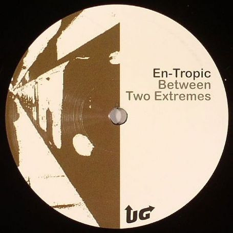 Cover En-Tropic - Between Two Extremes (12) Schallplatten Ankauf