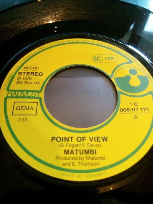 Cover Matumbi - Point Of View (Squeeze A Little Lovin) (7, Single) Schallplatten Ankauf