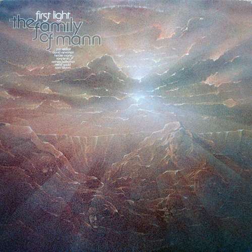 Cover The Family Of Mann - First Light (LP, Album) Schallplatten Ankauf