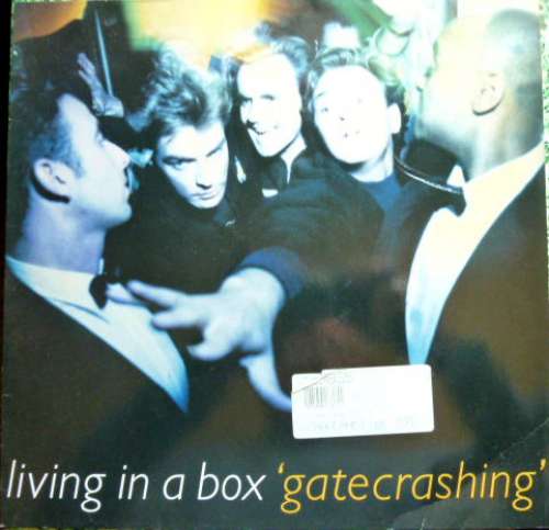Cover Living In A Box - Gatecrashing (LP, Album) Schallplatten Ankauf