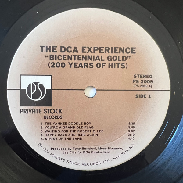 Cover The DCA Experience - Bicentennial Gold (200 Years Of Hits) (LP, Album) Schallplatten Ankauf