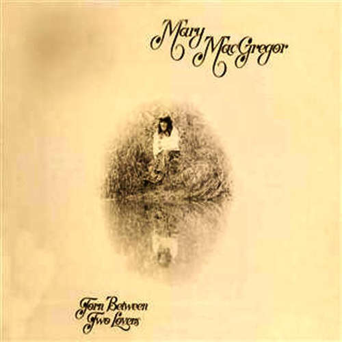 Cover Mary MacGregor - Torn Between Two Lovers (LP, Album, Gat) Schallplatten Ankauf