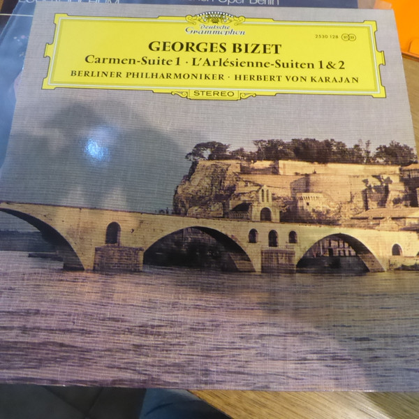 Cover Georges Bizet / Berliner Philharmoniker, Herbert von Karajan - Carmen-Suite 1 • L'Arlésienne - Suiten 1 & 2 (LP) Schallplatten Ankauf