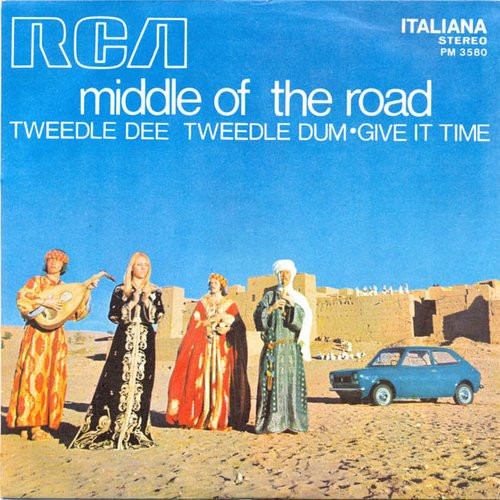 Cover Middle Of The Road - Tweedle Dee Tweedle Dum / Give It Time  (7, Single) Schallplatten Ankauf