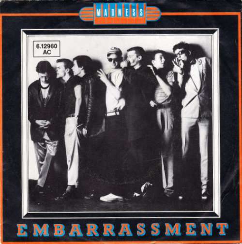 Cover Madness - Embarrassment (7, Single) Schallplatten Ankauf