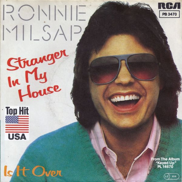 Cover Ronnie Milsap - Stranger In My House / Is It Over (7, Single) Schallplatten Ankauf