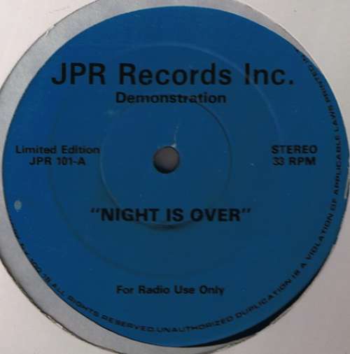 Cover Demonstration - Night Is Over / Born To Love (12, Ltd) Schallplatten Ankauf