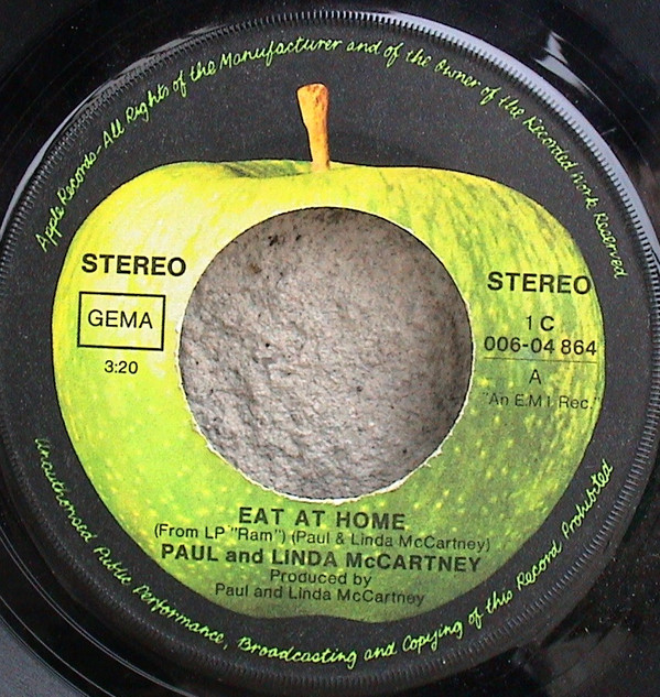 Cover Paul And Linda McCartney* - Eat At Home / Smile Away (7, Single) Schallplatten Ankauf