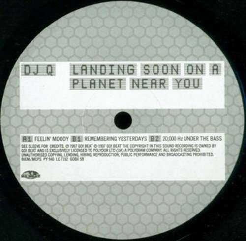 Cover Landing Soon On A Planet Near You Schallplatten Ankauf