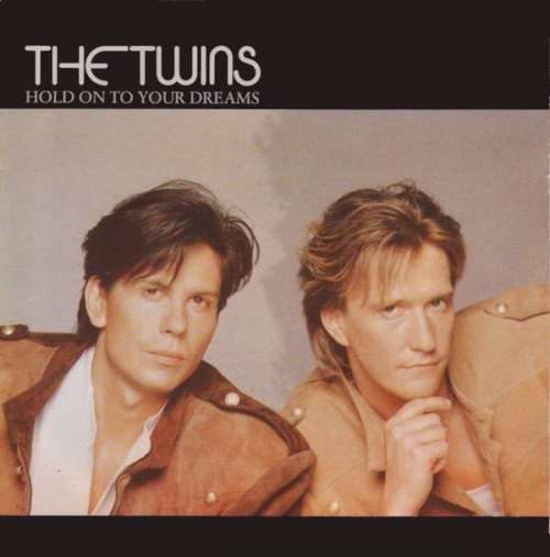 Cover The Twins - Hold On To Your Dreams (Club Mix) (12, Maxi) Schallplatten Ankauf
