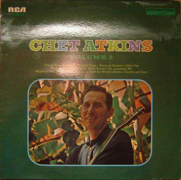 Cover Chet Atkins - The Best Of Chet Atkins Volume 2 (LP, Comp, RE) Schallplatten Ankauf