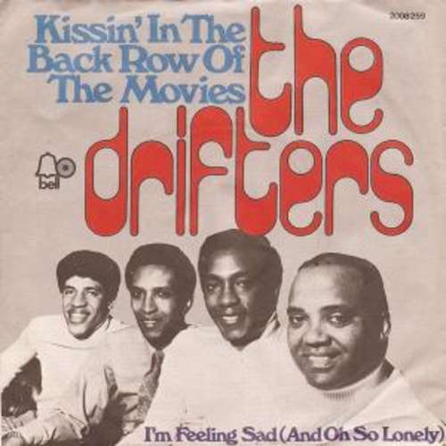 Cover The Drifters - Kissin' In The Back Row Of The Movies (7, Single) Schallplatten Ankauf