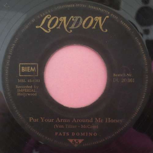 Cover Fats Domino - Put Your Arms Around Me Honey / Three Nights A Week (7, Single) Schallplatten Ankauf