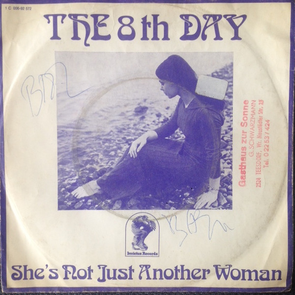 Cover The 8th Day - She's Not Just Another Woman (7) Schallplatten Ankauf
