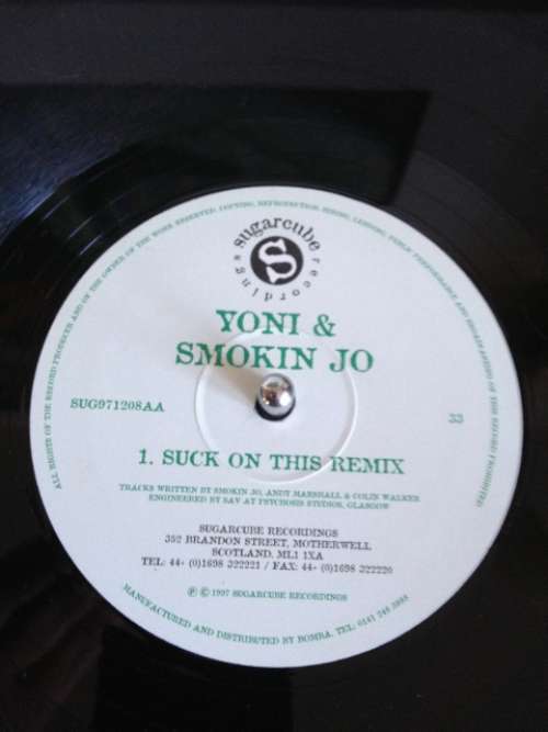 Cover Yoni (11), Smokin Jo* - Suck On This (12) Schallplatten Ankauf