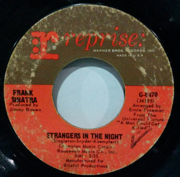 Cover Frank Sinatra - Strangers In The Night / Oh, You Crazy Moon (7, Single) Schallplatten Ankauf