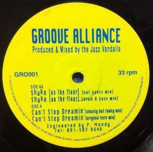 Cover Groove Alliance - Can't Stop Dreamin' / Shake (On The Floor) (12) Schallplatten Ankauf
