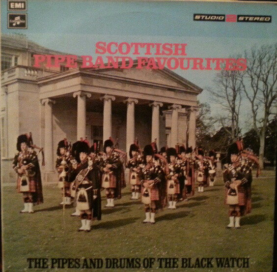 Cover The Pipes And Drums Of The Black Watch - Scottish Pipe Band Favourites (LP, Album) Schallplatten Ankauf