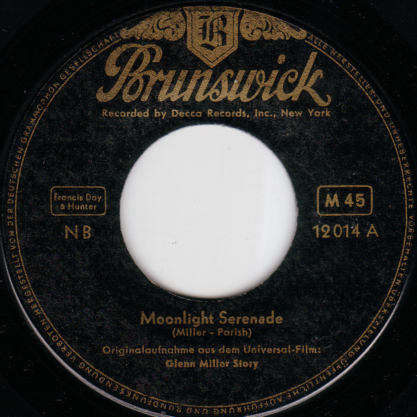 Cover Glenn Miller And His Orchestra - Moonlight Serenade / Tuxedo Junction (7, Mono) Schallplatten Ankauf
