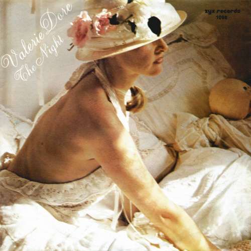 Cover Valerie Dore - The Night (7, Single) Schallplatten Ankauf